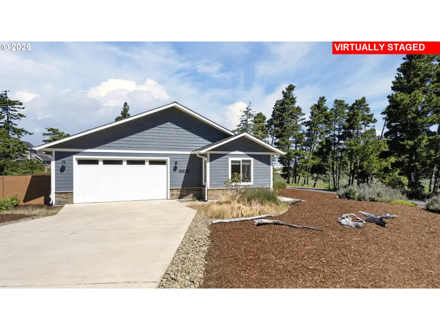 88051 Lake Point Dr, Florence, OR 97439 - #3