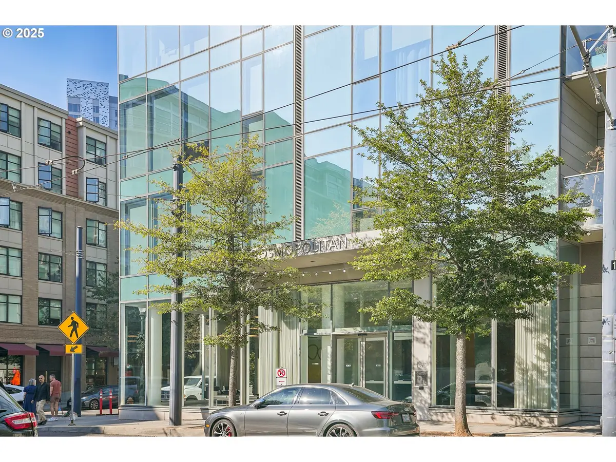 1075 NW Northrup St #1012, Portland, OR 97209 - Image #1