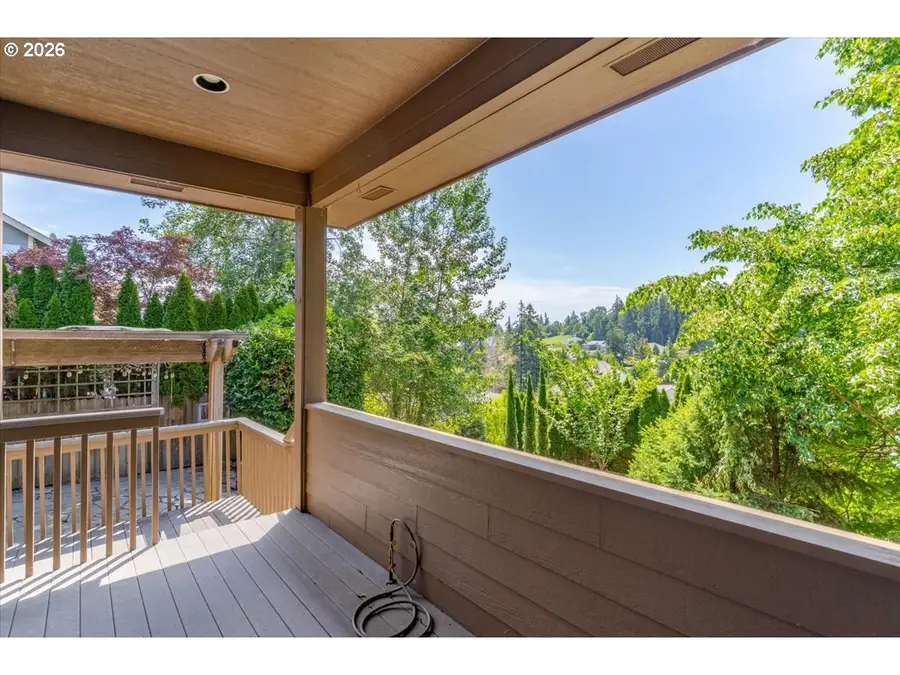 1674 Olympia Ct, Salem, OR 97304 - #3