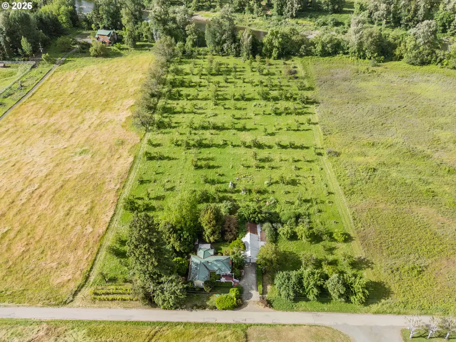572 Dillard Gardens Rd, Winston, OR 97496 - #2