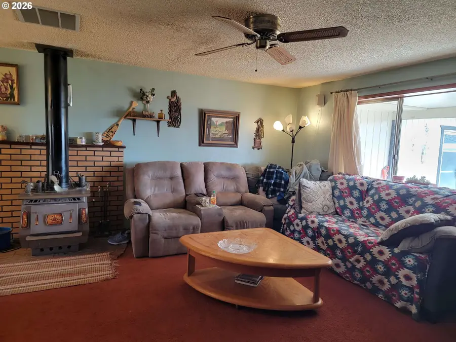 91497 Christmas Valley Hwy, Silver Lake Fort Rock, OR 97641 - #3