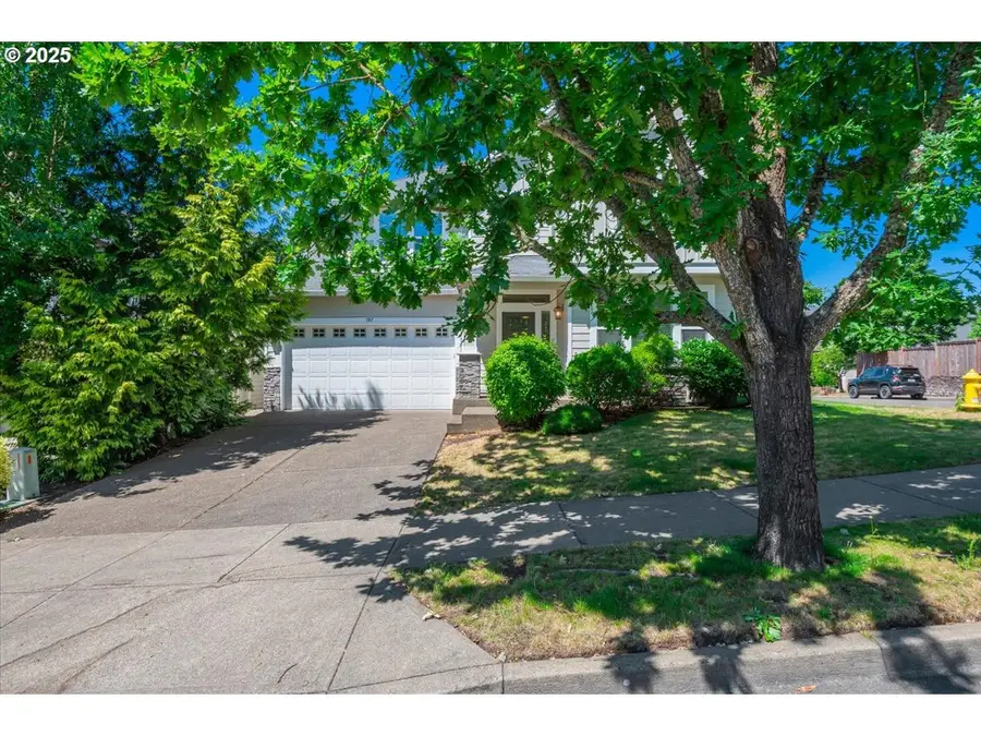 187 N Fairway St, Newberg, OR 97132 - #3