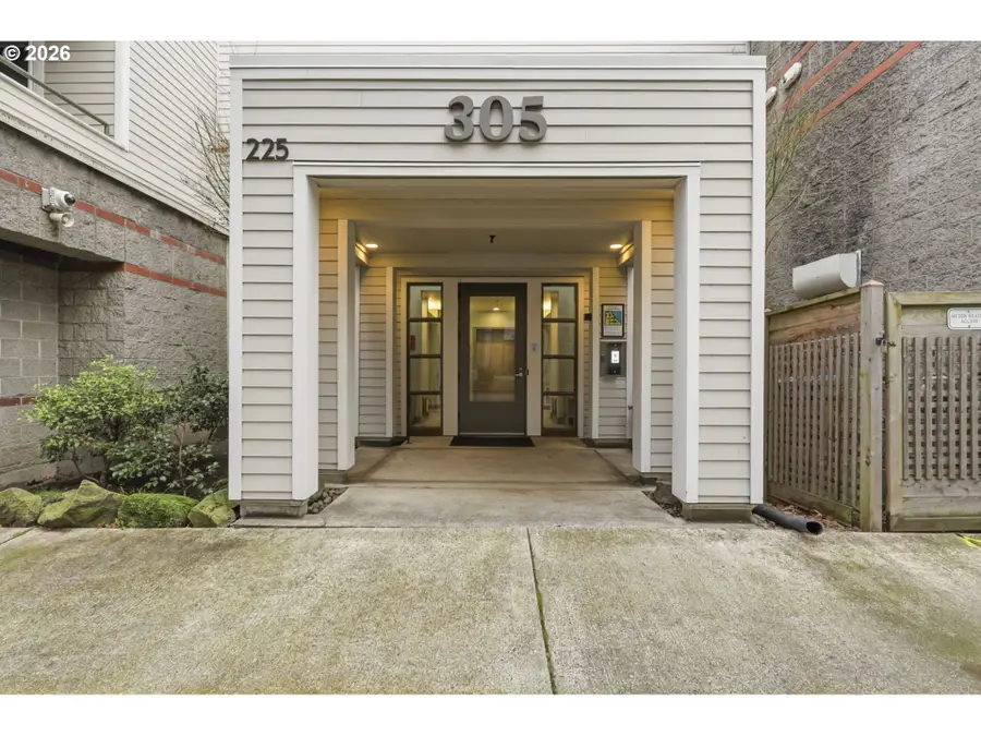 305 S Montgomery St, Portland, OR 97201 - #2