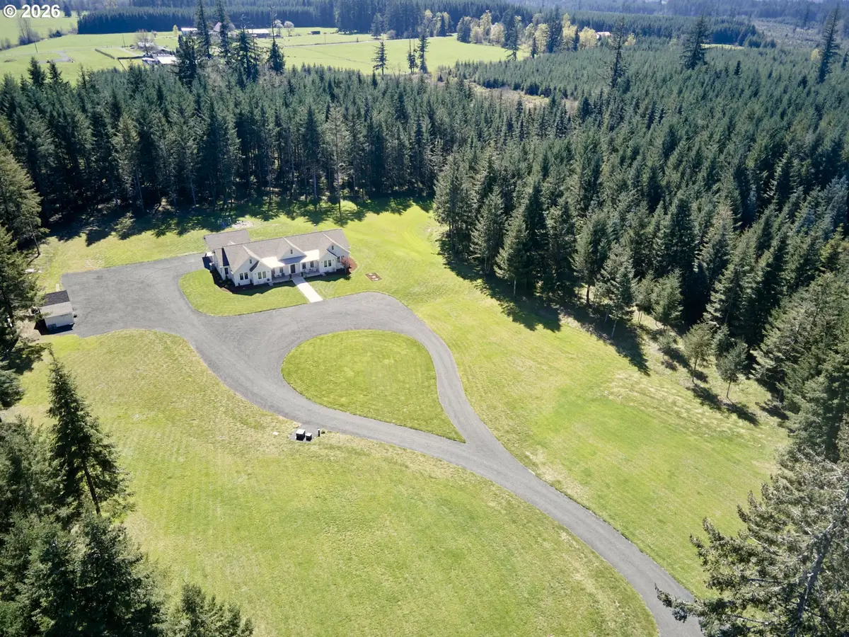 215 Bear Creek Ln, Winlock, WA 98596 - #1