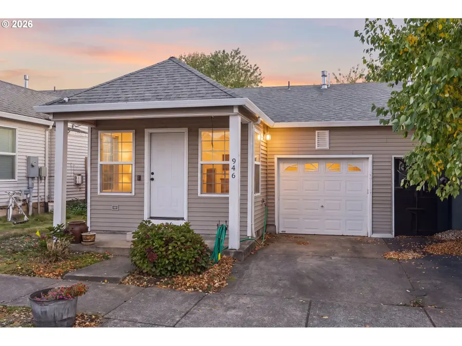946 SW Junction Pl, Gresham, OR 97080 - #2