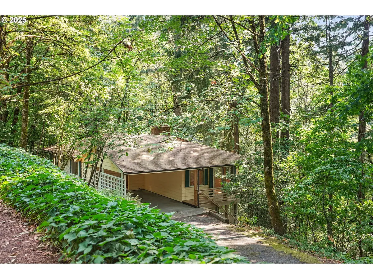 3270 SW Fairmount Blvd, Portland, OR 97239 - Image #1