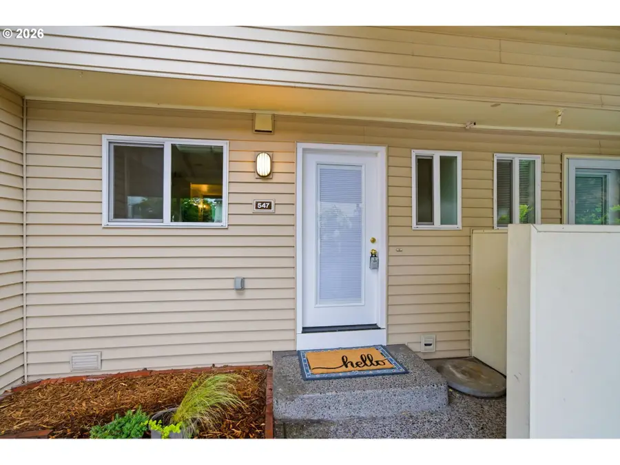 547 N Hayden Bay Dr, Portland, OR 97217 - #3