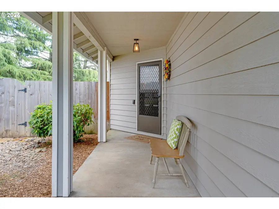 2038 Titan Ter, Northwest Clackamas, OR 97068 - Image #3