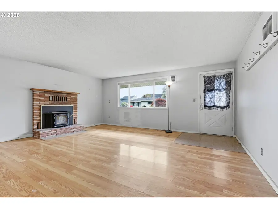 51881 SE 6th St, Scappoose, OR 97056 - #3