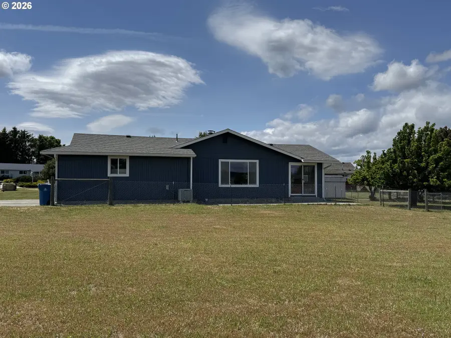 1238 Bennett Dr, Goldendale, WA 98620 - #3