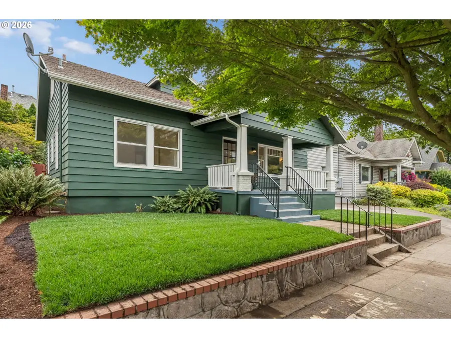 326 NE 26th Ave, Portland, OR 97232 - #3