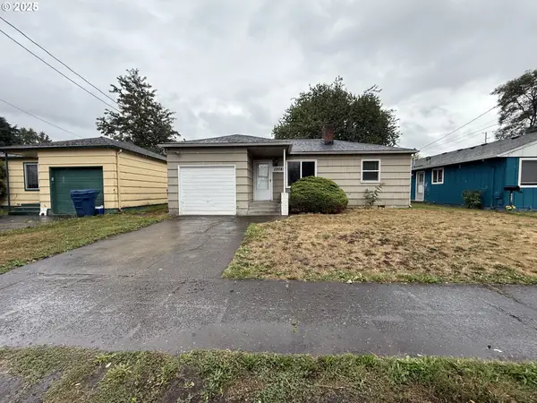 1308 S 3rd Ave, Kelso, WA 98626
