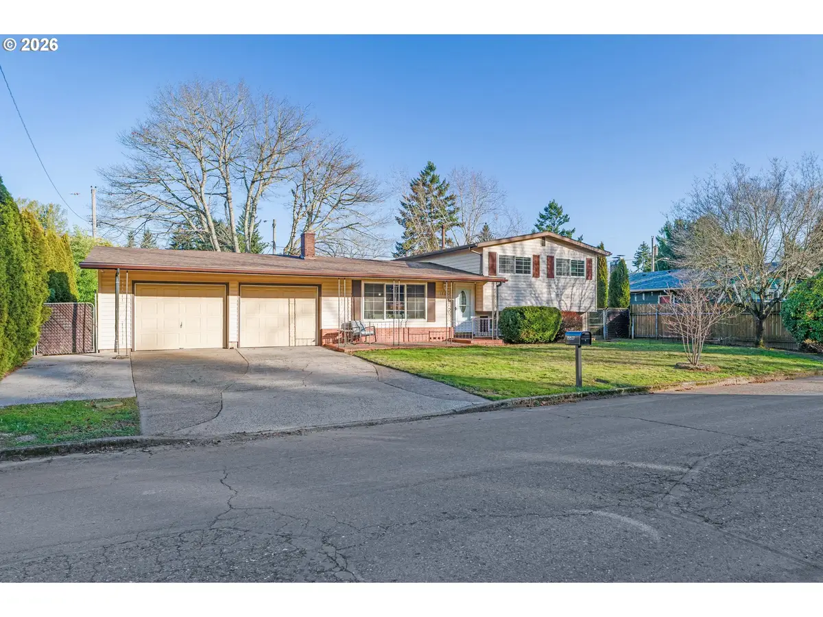 16627 SE Bush St, Portland, OR 97236 - #1