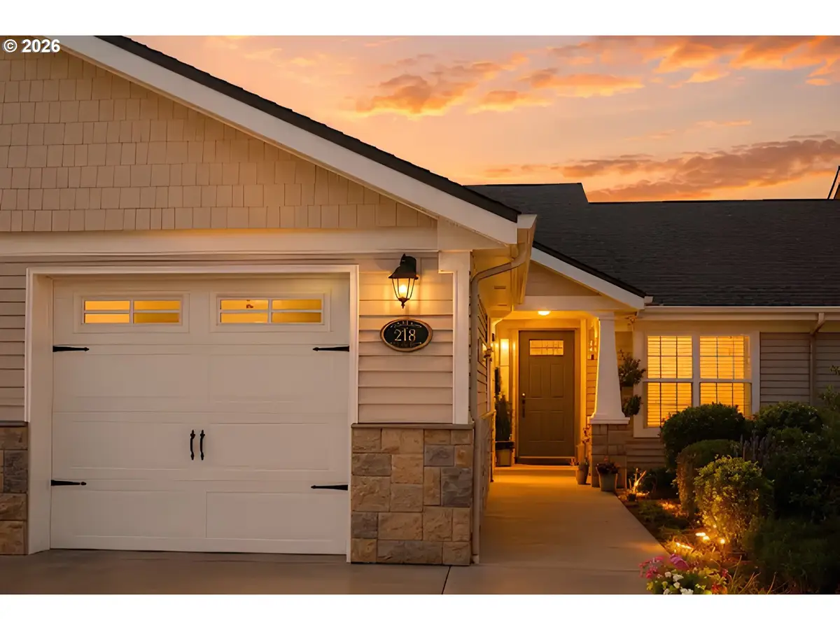 78 South Pl, Lebanon, OR 97355 - #1