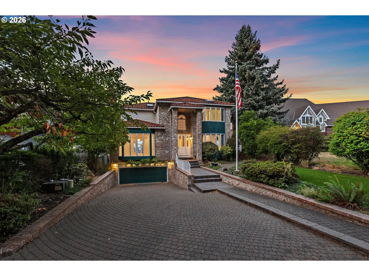 9101 NE Cliff St, Portland, OR 97220 - #1
