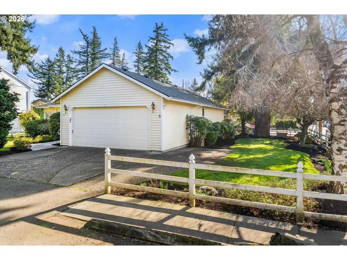 322 SE 151st Ave, Portland, OR 97233 - Image #1