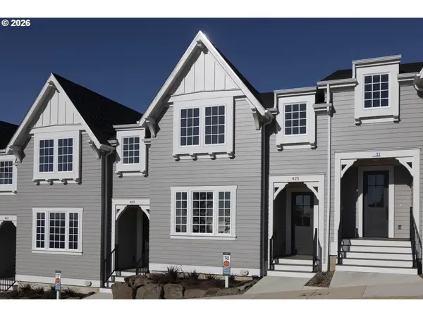 425 NE Moonwake Ln #18, DepoeBay, OR 97341