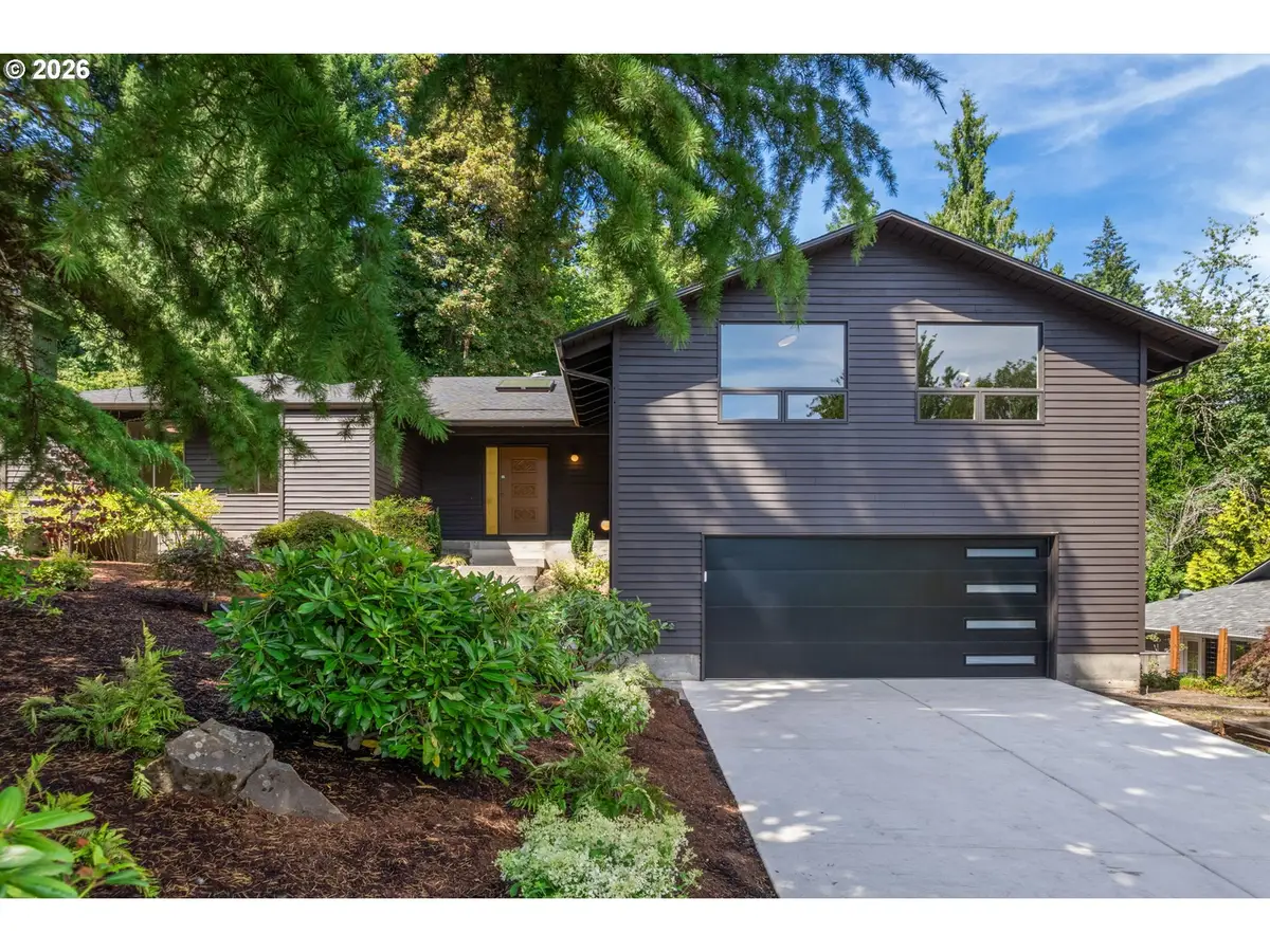 2835 SW Raleighview Dr, Portland, OR 97225 - #1