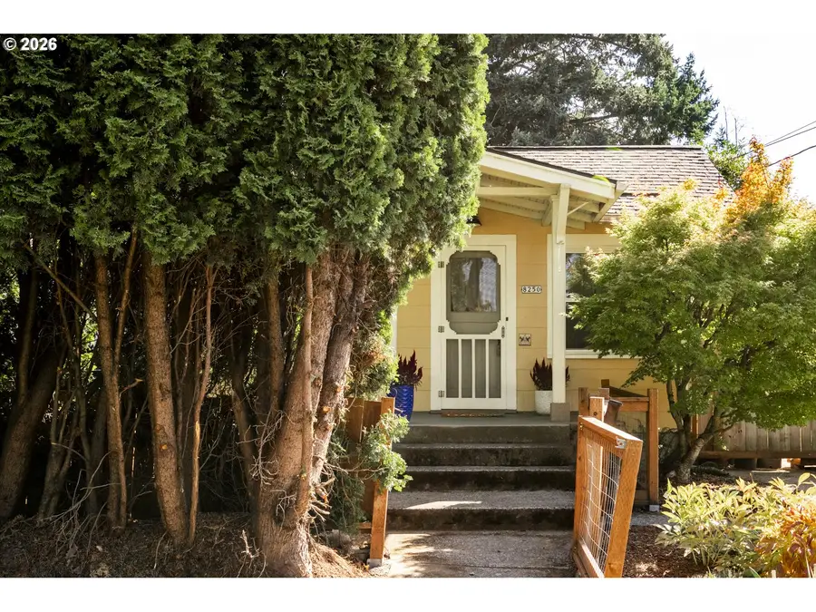 8250 NE Brazee St, Portland, OR 97220 - #2