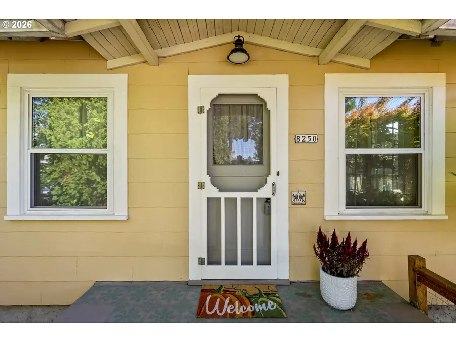 8250 NE Brazee St, Portland, OR 97220 - #3