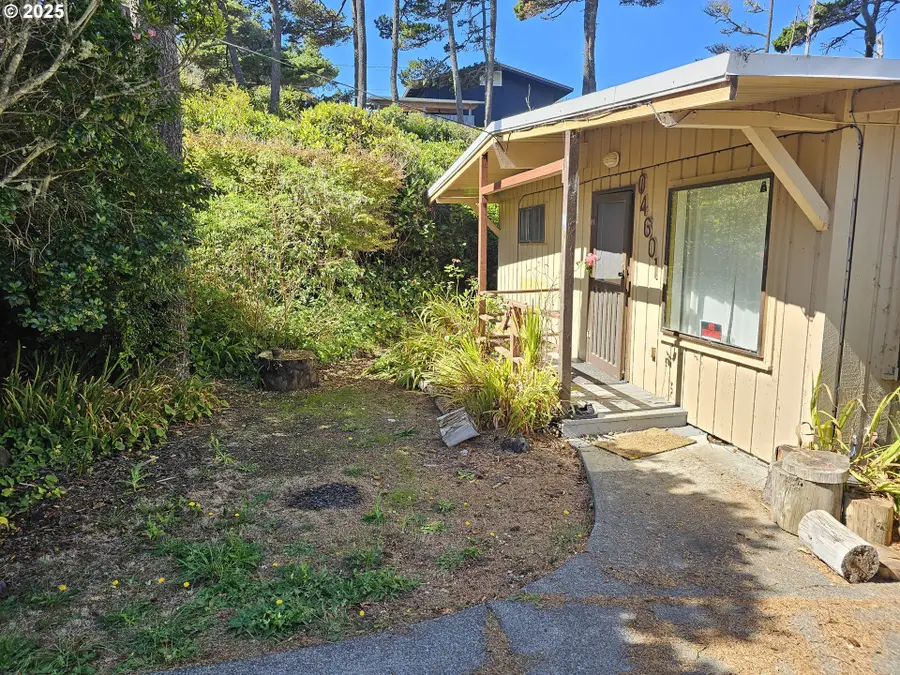 4601 Arago St, Florence, OR 97439 - Image #2