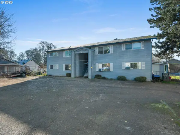 420 N 13th Ave, Cornelius, OR 97113