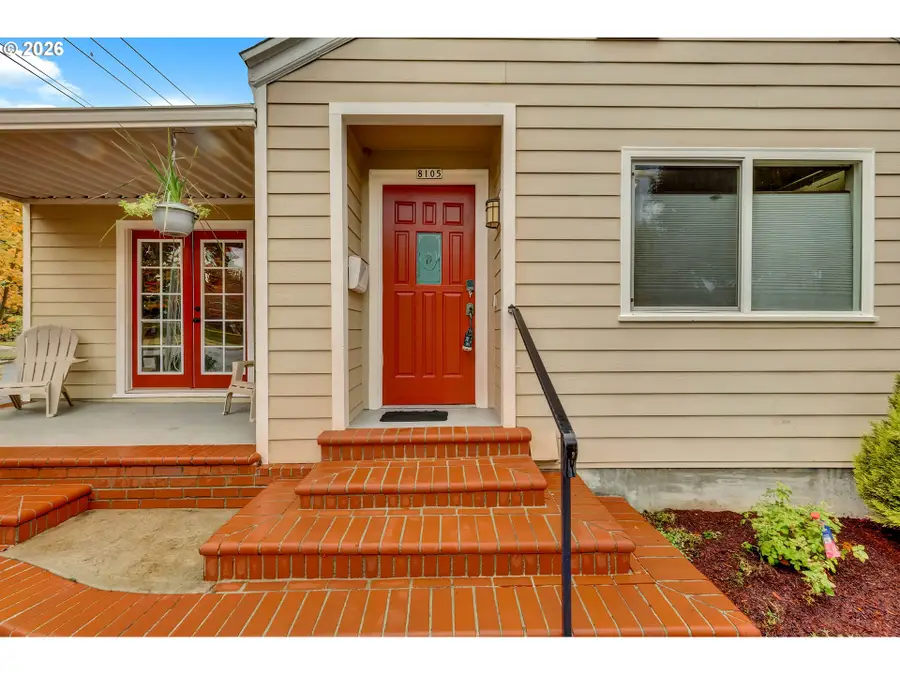 8105 N Fenwick Ave, Portland, OR 97217 - #2