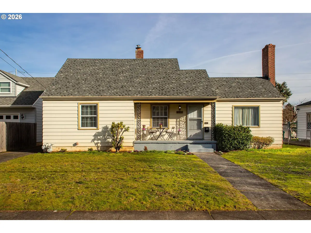 6015 N Oberlin St, Portland, OR 97203 - #1