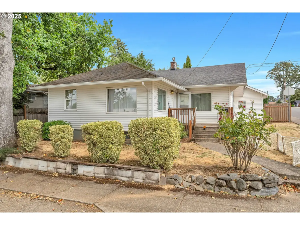 825 Yale Ave, Gladstone, OR 97027 - Image #1