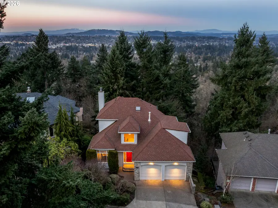 19784 Wildwood Dr, Northwest Clackamas, OR 97068 - #2