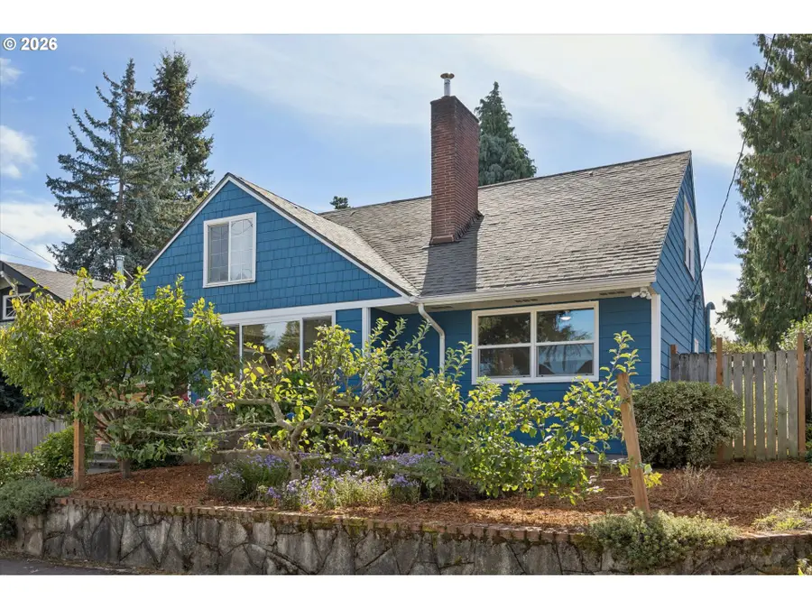 26 NE Stafford St, Portland, OR 97211 - #3