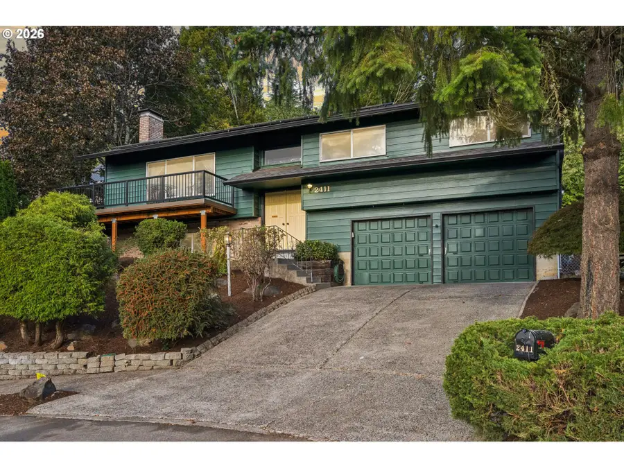 2411 Donegal Ct, West Linn, OR 97068 - #2