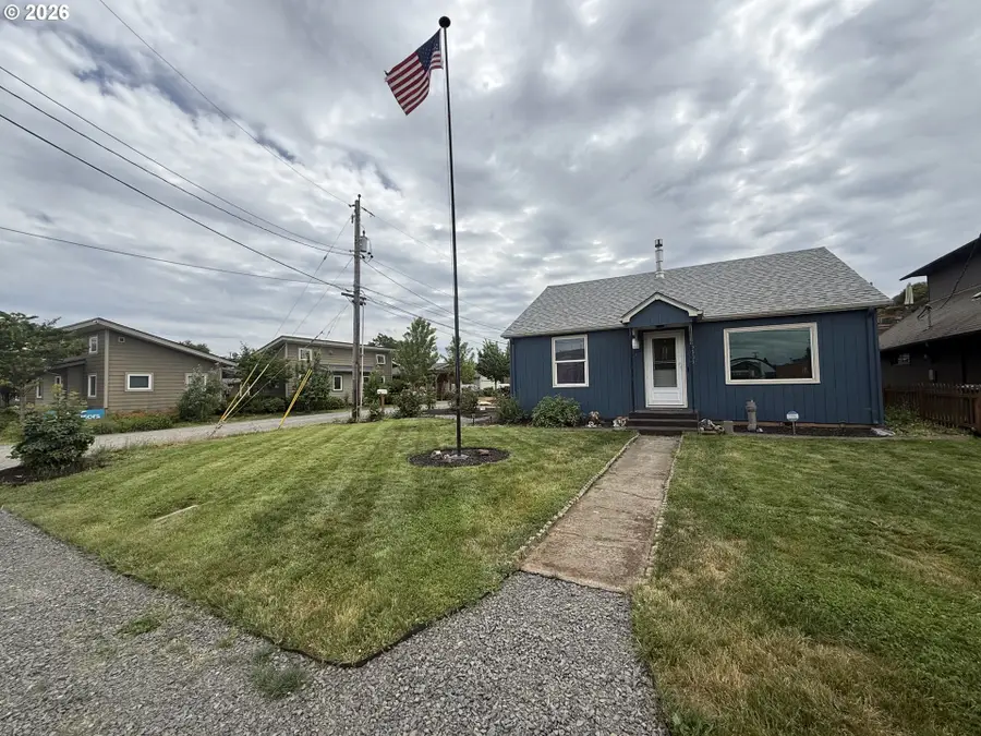 2906 Elmira Rd, Eugene, OR 97402 - #3
