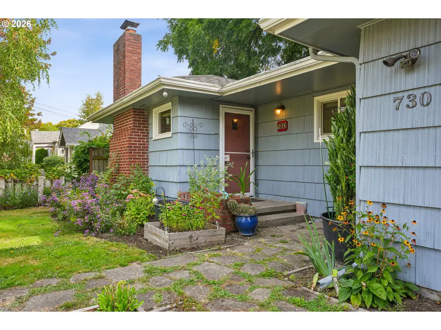 730 20th St Ne, Salem, OR 97301 - #3