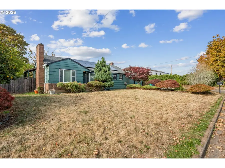 611 SE 146th Ave, Portland, OR 97233 - #3