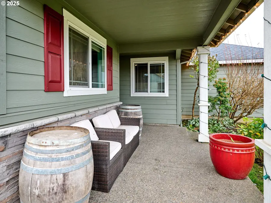 2922 Oxford St, Woodburn, OR 97071 - Image #3