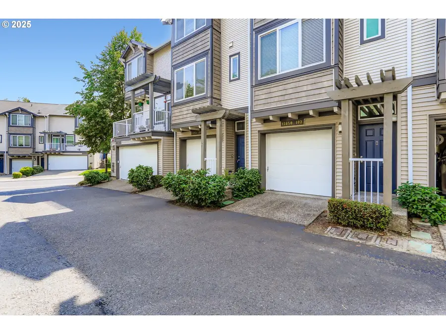 13850 SW Scholls Ferry Rd #102, Beaverton, OR 97007 - Image #3