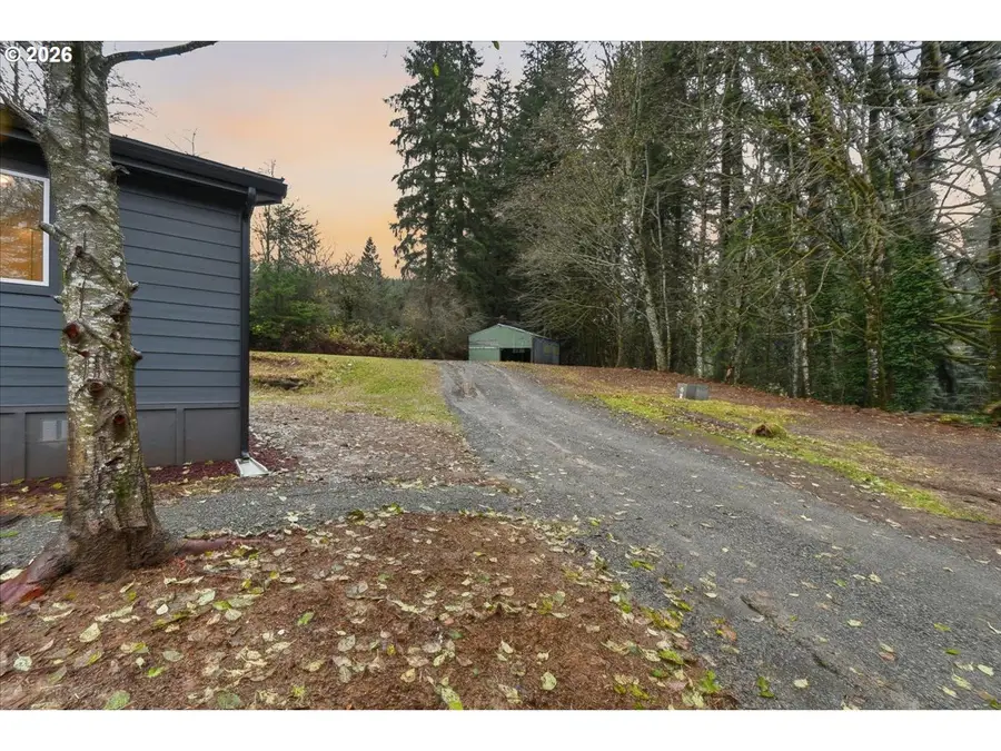 8138 Lewis River Rd, Ariel, WA 98603 - Image #3