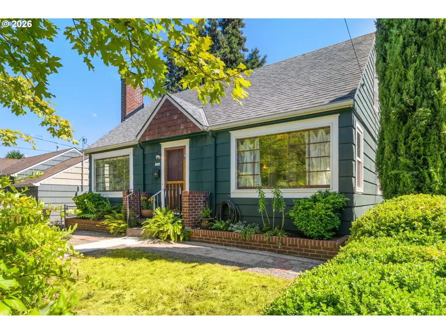 1834 SE Ellis St, Portland, OR 97202 - #2