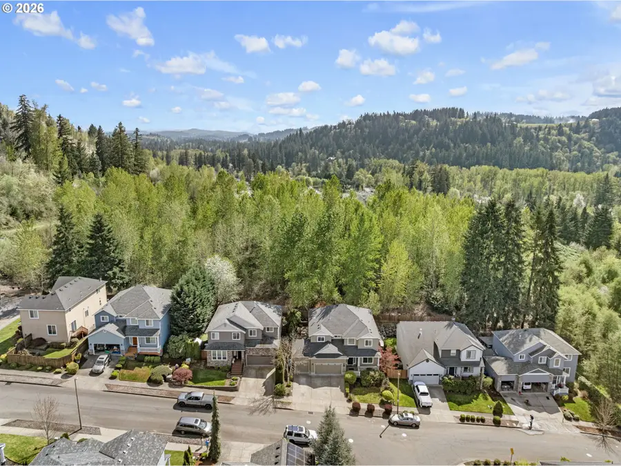 16010 SE Tallina Dr, Damascus, OR 97089 - #3