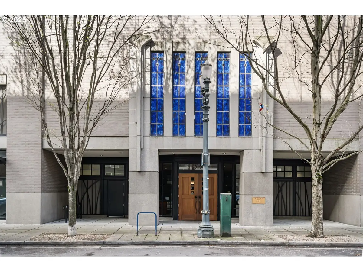 333 NW 9th Ave #713, Portland, OR 97209 - Image #1