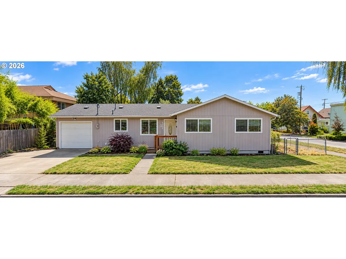 5402 SE Lafayette St, Portland, OR 97206 - #1