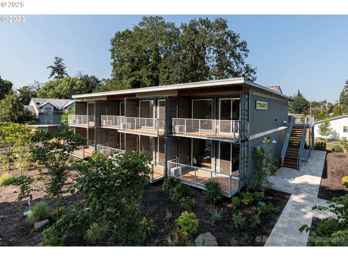 245 N 7th St #2, Saint Helens, OR 97051 - Image #1