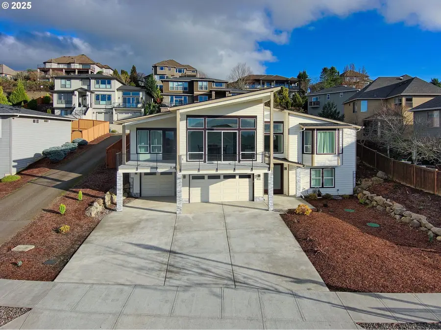 1920 NW Klickitat St, Camas, WA 98607 - #2