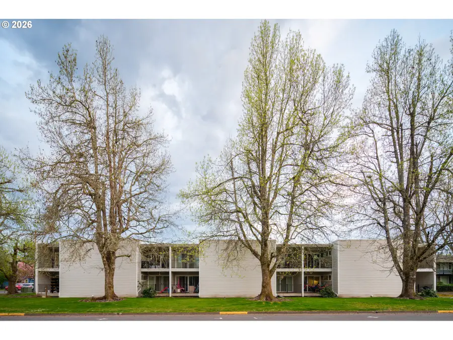 160 Whitman St, Monmouth, OR 97361 - #2