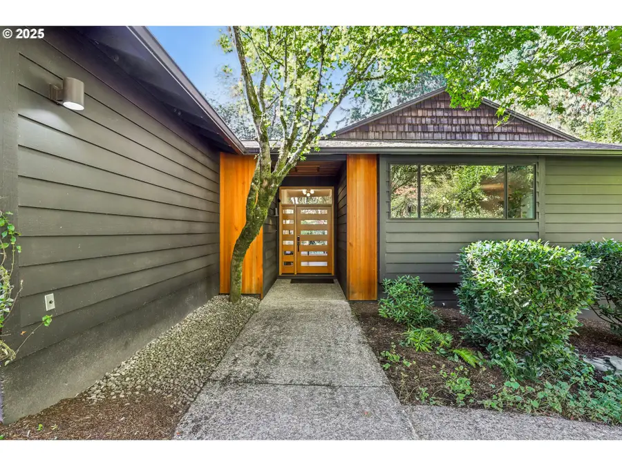 7037 SW Canby Ln, Portland, OR 97223 - Image #3