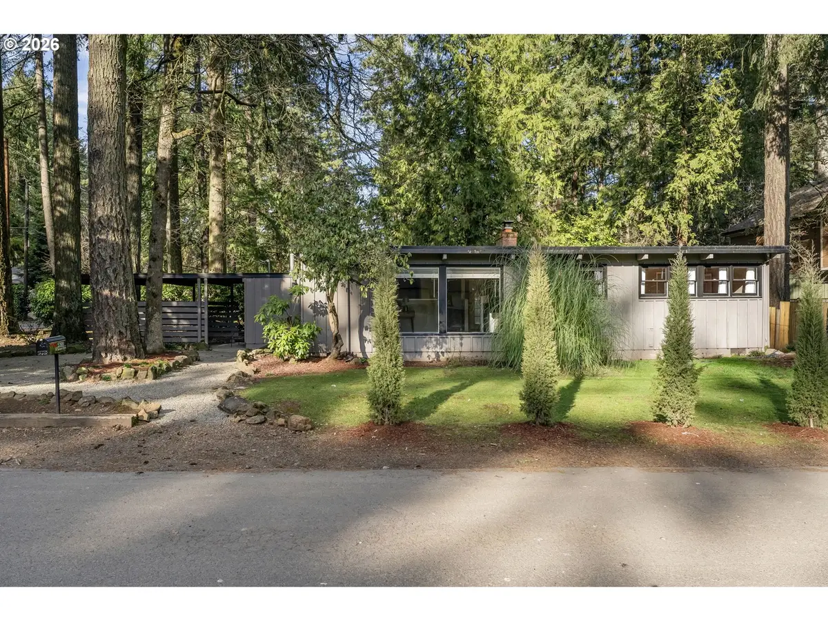 5399 W Sunset Dr, Lake Oswego, OR 97035 - #1