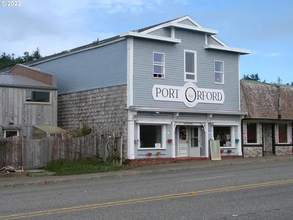 246 6th St, PortOrford, OR 97465