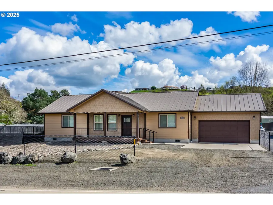 5135 Grange Rd, Roseburg, OR 97471 - Image #2