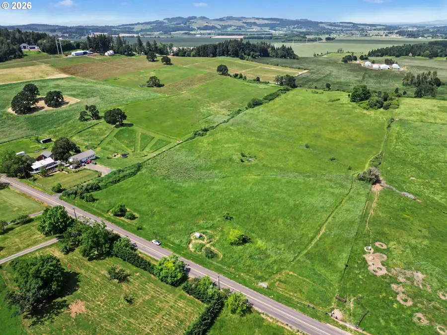 Michigan City Ln Nw, Salem, OR 97304 - #3